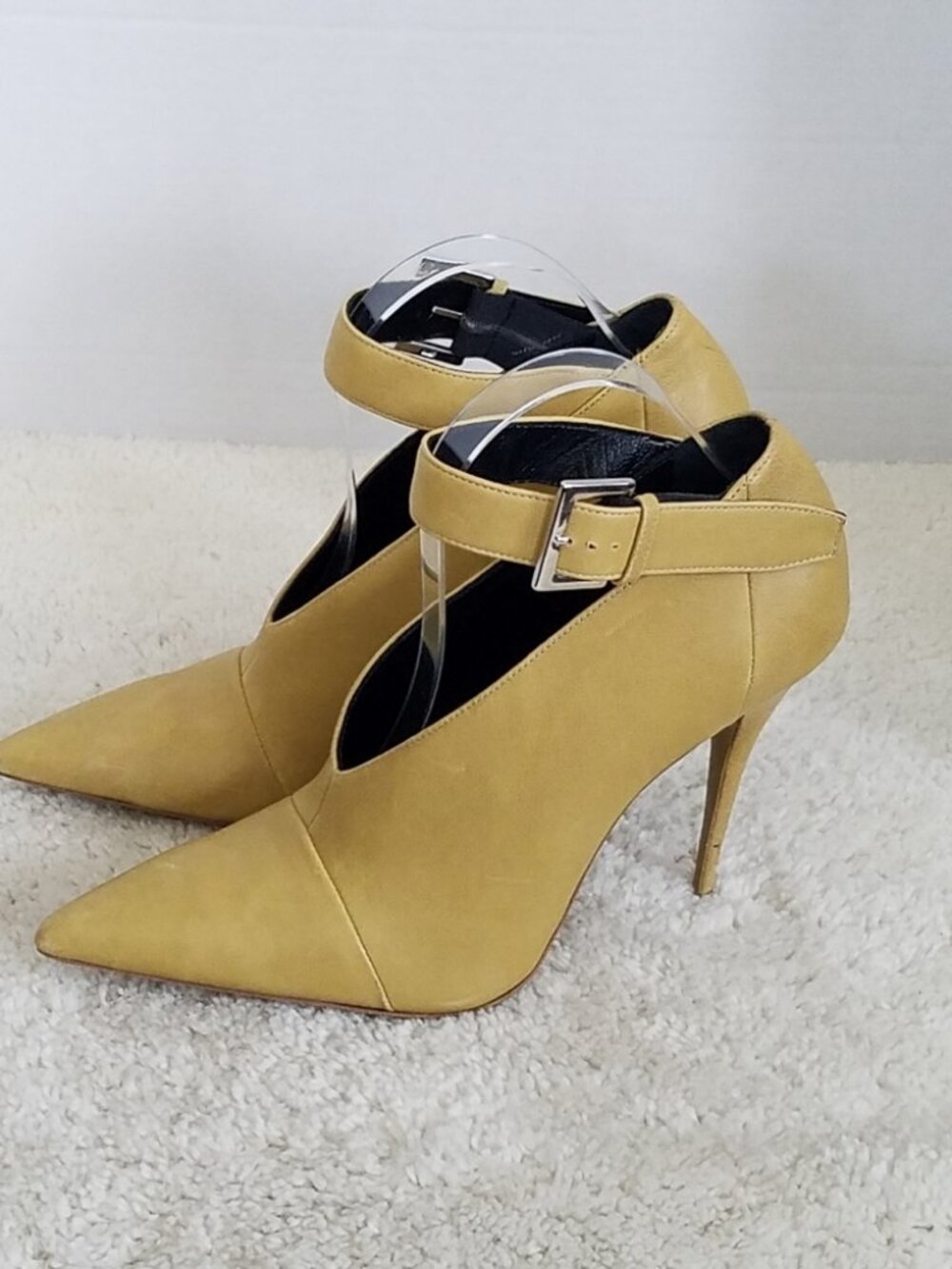 Narciso Rodriguez Yellow Mustard Leather Mary Jane Stilletto Heels